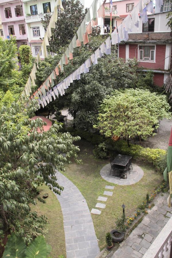 Hotel Lotus Garden Kathmandu Buitenkant foto