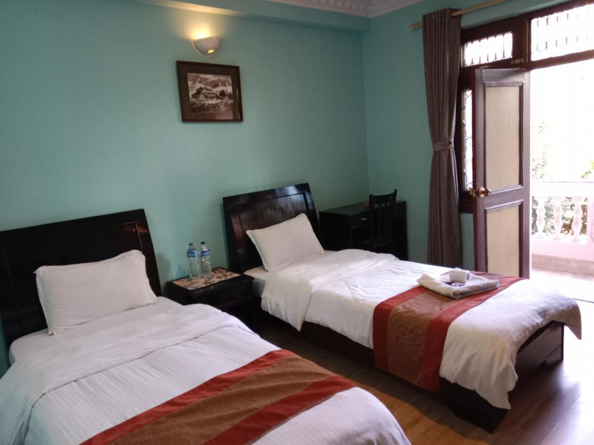 Hotel Lotus Garden Kathmandu Buitenkant foto